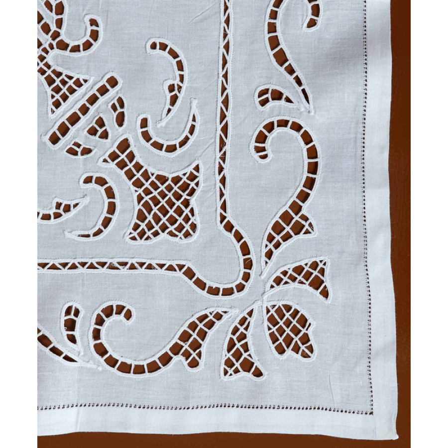 Τραπεζοκαρέ (140x140) χειροποίητο κοφτό λινό Newhome Skiros 9402 λευκό