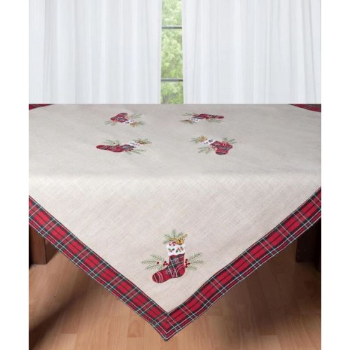 Χριστουγεννιάτικο Τραπεζοκαρέ (140x140) Με Καρώ Φάσα και Κέντημα Newhome 4079