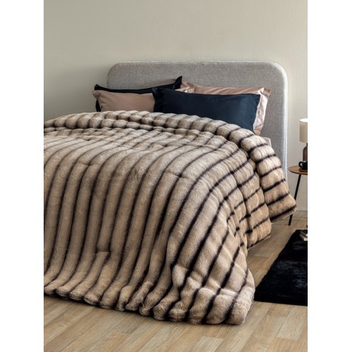 Κουβερτοπάπλωμα Υπέρδιπλο (230x250) Οικολογίκή Γούνα Ζακάρ-Mink Fleece 860γρτμ Palamaiki Cate Beige