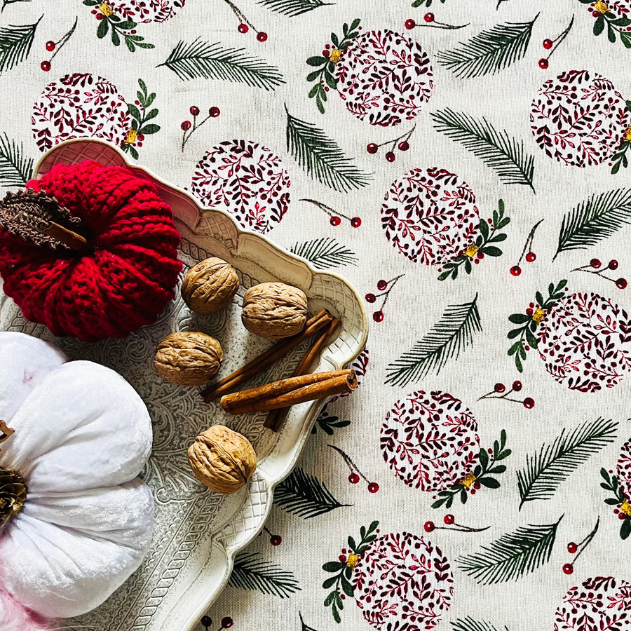 Χριστουγεννιάτικo Τραπεζοκαρέ (135x135) Newhome Cristal Rojo