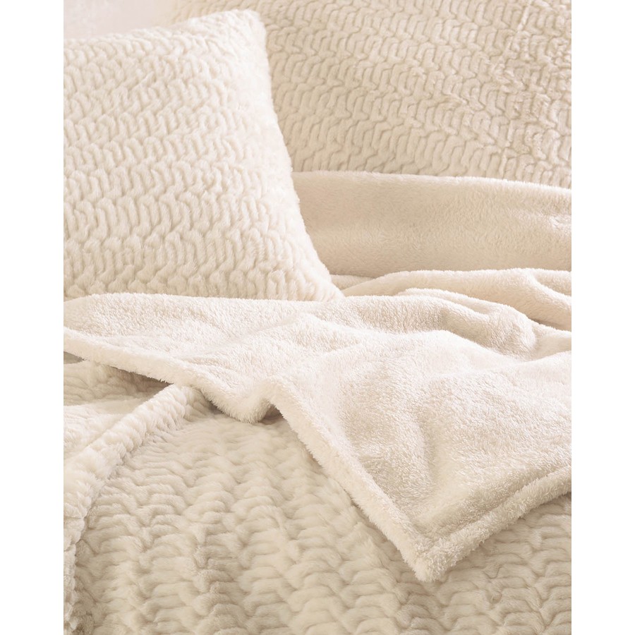 Σετ 3τεμ Κουβέρτα Γούνινη με Μαξιλαροθήκες (220x240) Rythmos Bliss Μπεζ