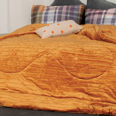 Κουβερτοπάπλωμα Jaquard Flannel Palamaiki Gwen Gold